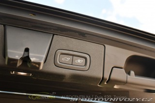 Volvo Ostatní modely XC60 2.0T8 R-Desing RECHARGE 2023