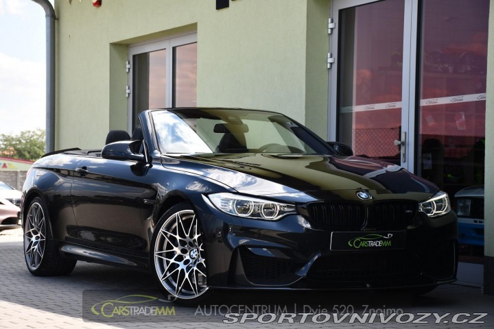 BMW M4 HUD 2016