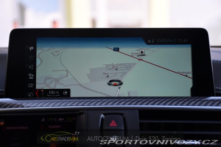 BMW M4 HUD 2016