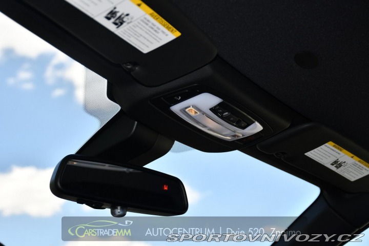 BMW M4 HUD 2016