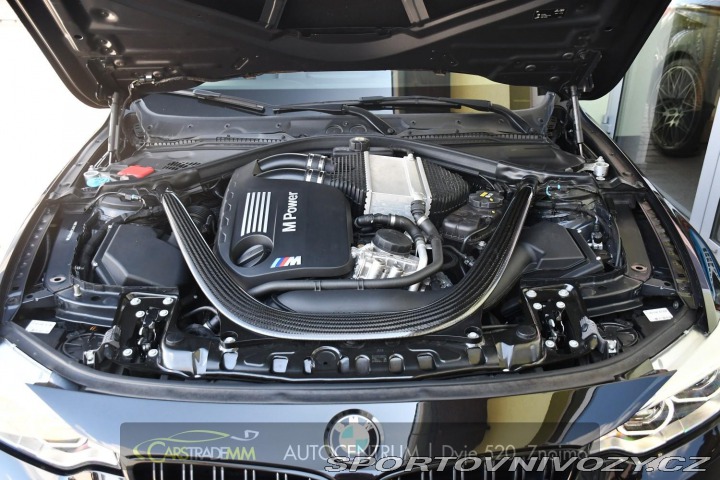 BMW M4 3.0 317kW HUD LED DPH 2016
