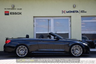 BMW M4 HUD 2016