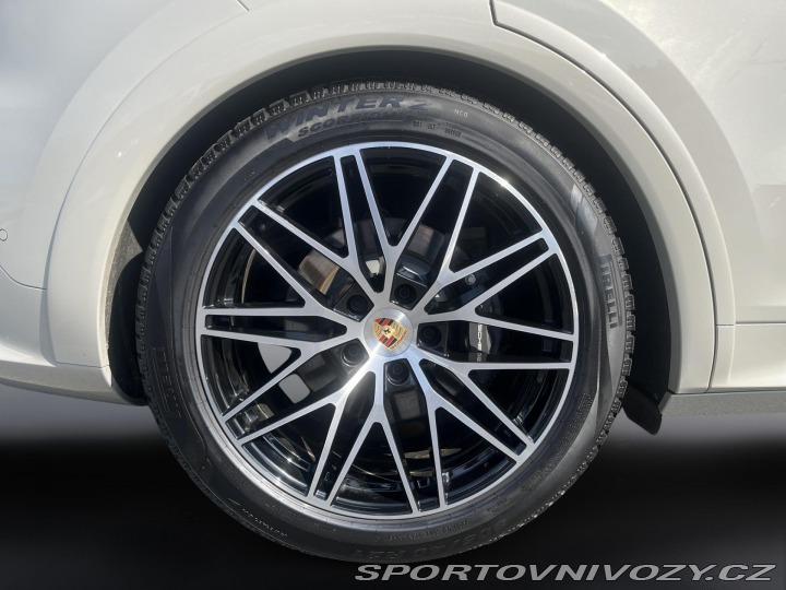 Porsche Cayenne E-hybrid 2025