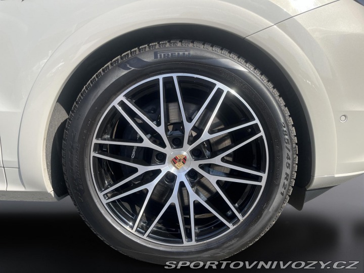 Porsche Cayenne E-hybrid 2025