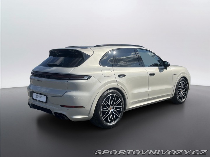 Porsche Cayenne E-hybrid 2025