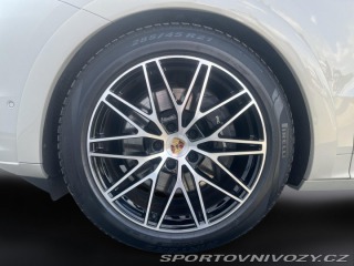 Porsche Cayenne E-hybrid 2025