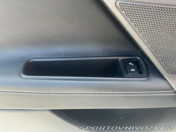 Jaguar XE 2.0D, 120KW, R SPORT 2016