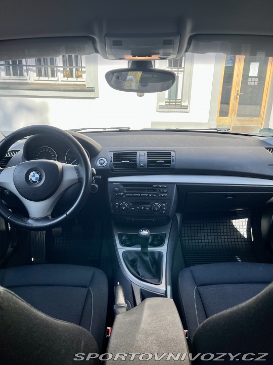 BMW 1 130i 2006
