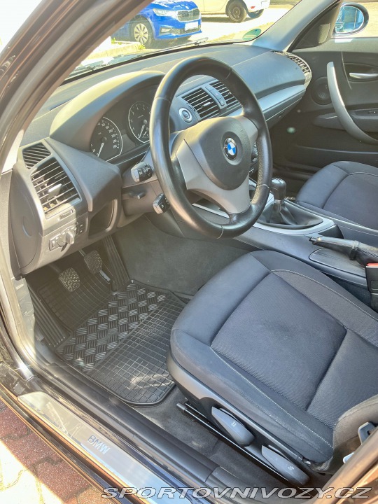 BMW 1 130i 2006