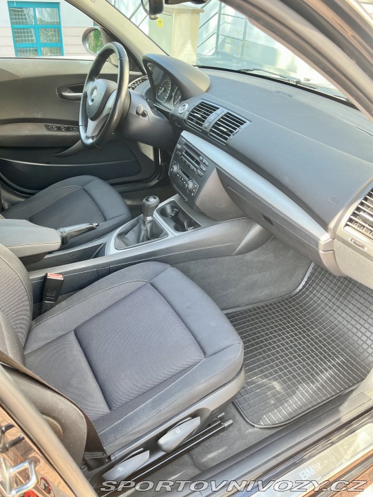 BMW 1 130i 2006