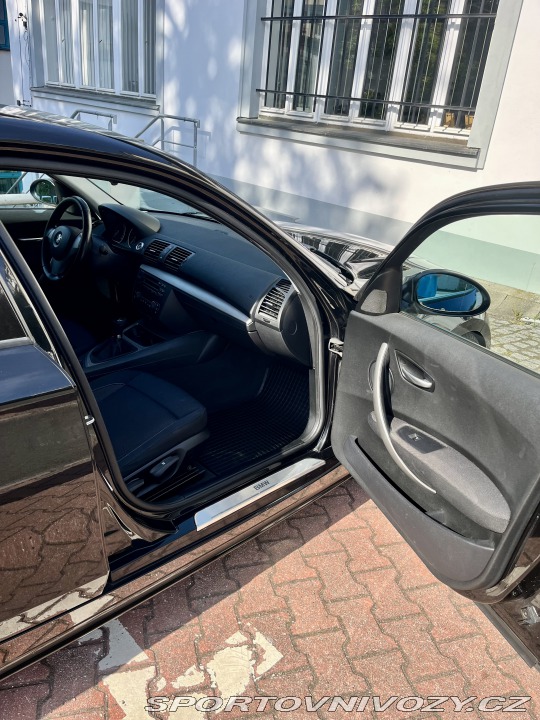 BMW 1 130i 2006
