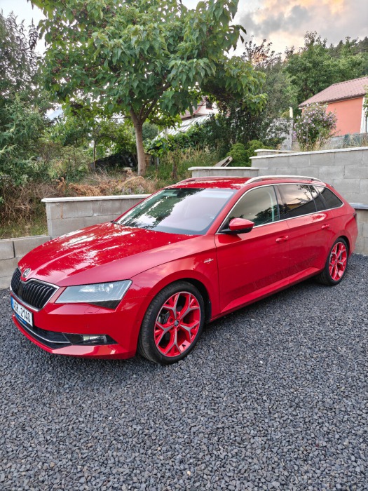 Škoda Superb Combi 2.0 TDI 4x4 L&K DSG