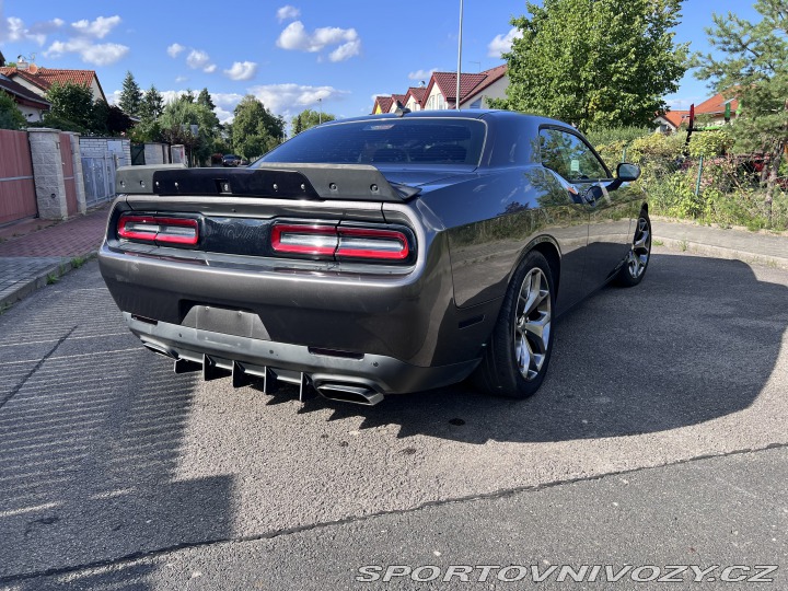 Dodge Challenger R/T 5,7 HEMI 2016