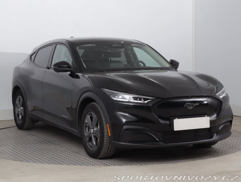 Ford Mustang Mach-E  Standard Range RW