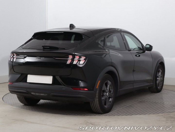 Ford Mustang Mach-E  Standard Range RW 2022