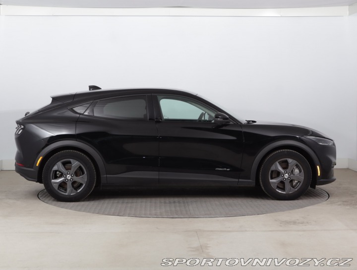 Ford Mustang Mach-E  Standard Range RW 2022