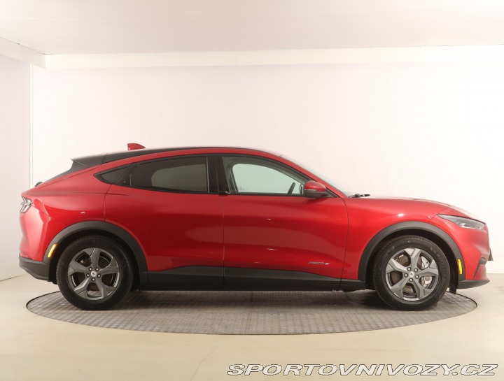Ford Mustang Mach-E  Standard Range RW 2021
