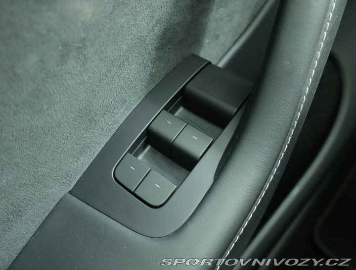 Tesla Model Y Long Range AWD 79kWh 2023