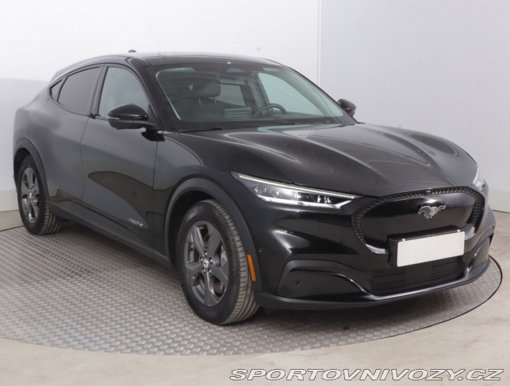 Ford Mustang Mach-E  Standard Range RW 2021