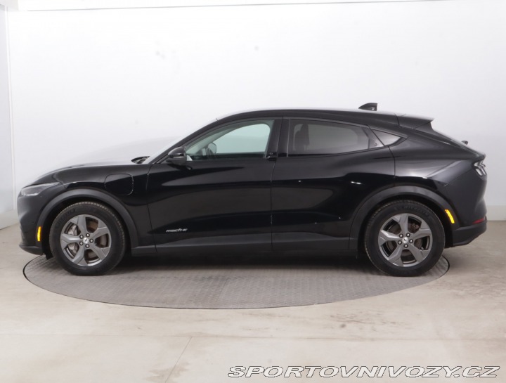 Ford Mustang Mach-E  Standard Range RW 2021