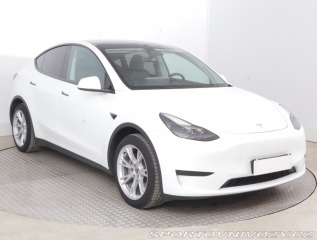 Tesla Model Y . RWD LFP 60kWh