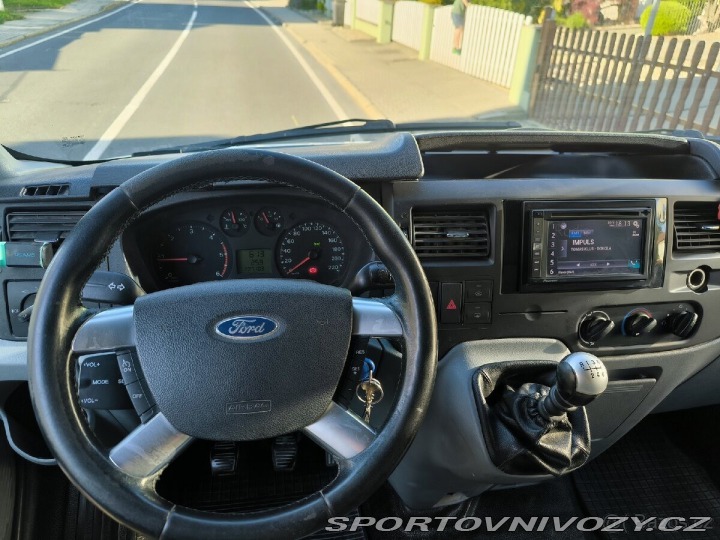 Ford Ostatní modely Transit 2,2   350L 2013