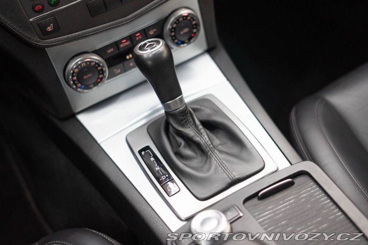 Mercedes-Benz C 63 AMG kombi 2010