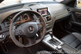 Mercedes-Benz C 63 AMG kombi 2010