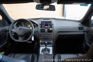 Mercedes-Benz C 63 AMG kombi 2010