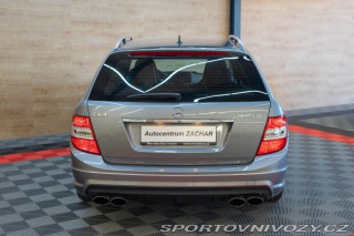 Mercedes-Benz C 63 AMG kombi 2010