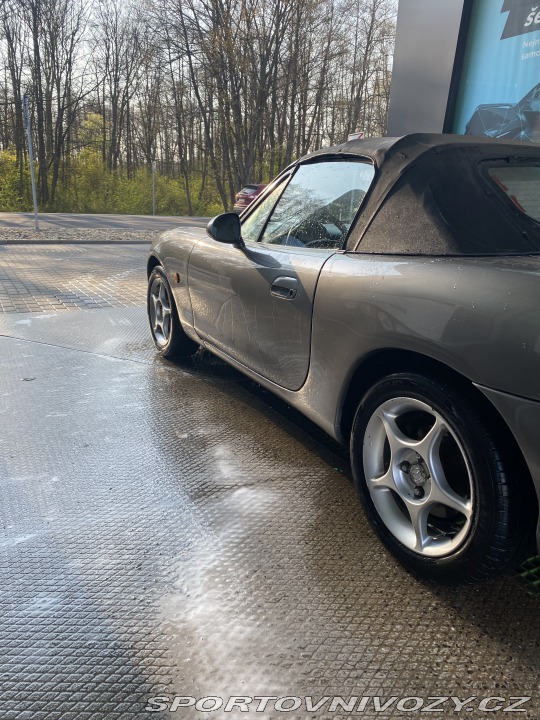 Mazda MX-5 2002