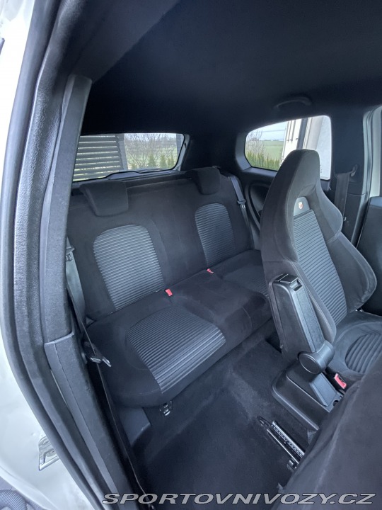 Abarth Grande Punto 1.4t-jet 114kw 2010