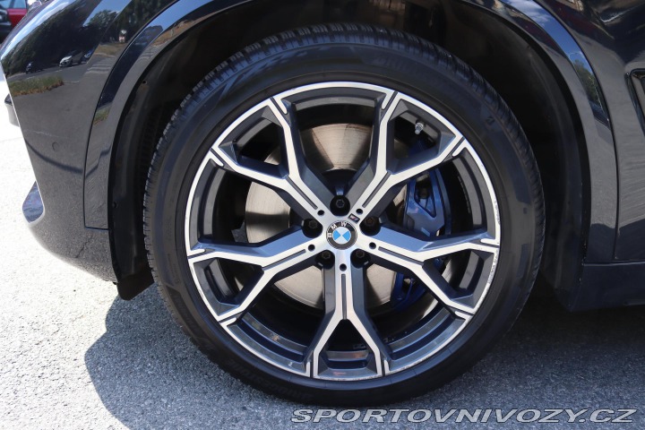 BMW X5 M50D TOP VÝBAVA 294kW DPH 2021