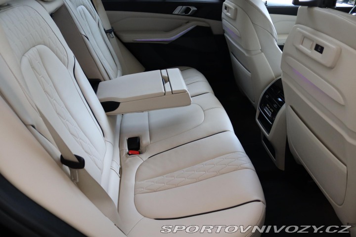 BMW X5 M50D TOP VÝBAVA 294kW DPH 2021