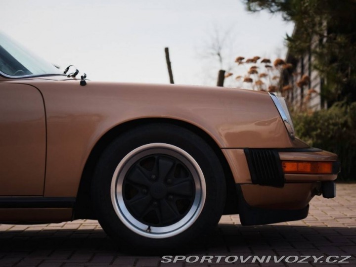 Porsche 911 S 1976