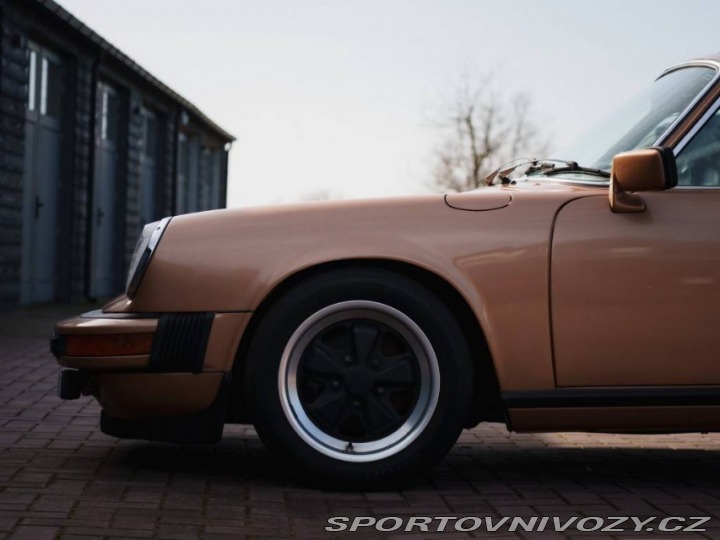 Porsche 911 S 1976