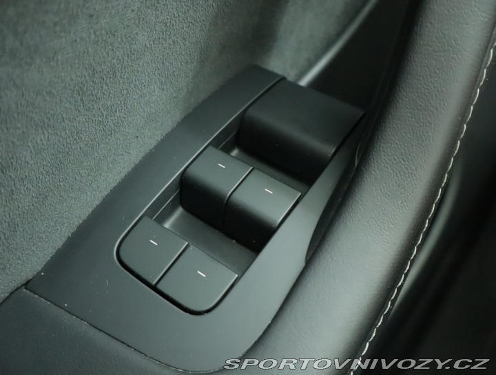 Tesla Model Y Long Range AWD 75kWh 2021