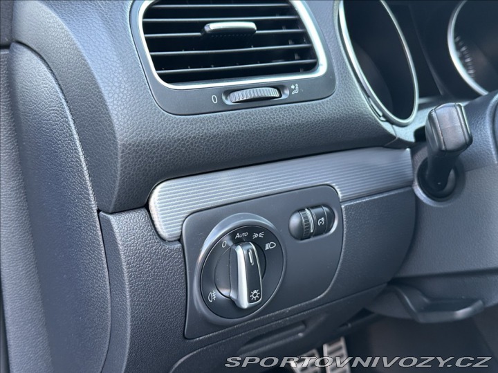 Volkswagen Golf 2,0 TSI 271PS R M/T 4x4 2010