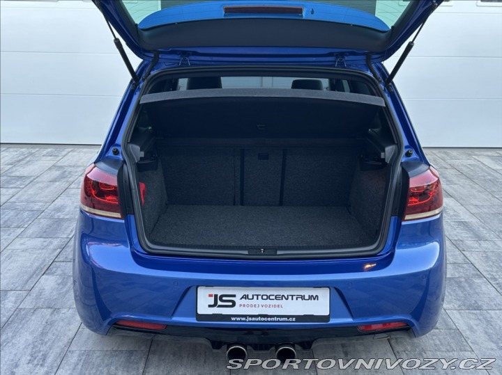 Volkswagen Golf 2,0 TSI 271PS R M/T 4x4 2010