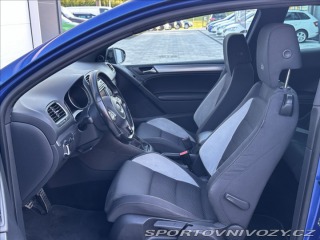 Volkswagen Golf 2,0 TSI 271PS  R M/T 4x4 2010