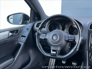 Volkswagen Golf 2,0 TSI 271PS  R M/T 4x4 2010