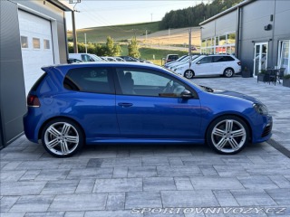 Volkswagen Golf 2,0 TSI 271PS  R M/T 4x4 2010