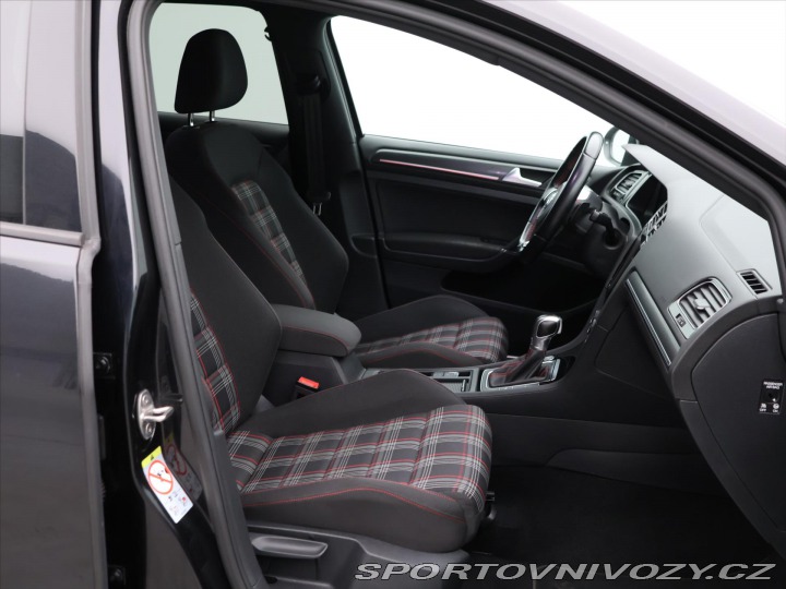 Volkswagen Golf 2,0 GTI 180kW DSG Perform 2018