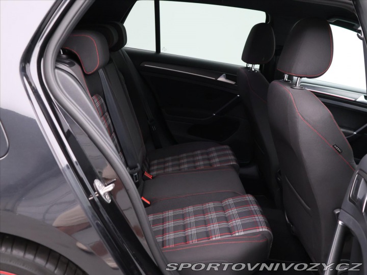 Volkswagen Golf 2,0 GTI 180kW DSG Perform 2018