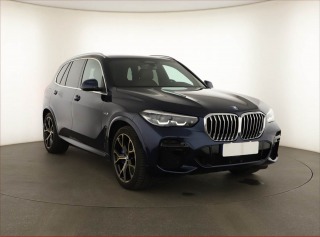 BMW X5 xDrive45e iPerf.