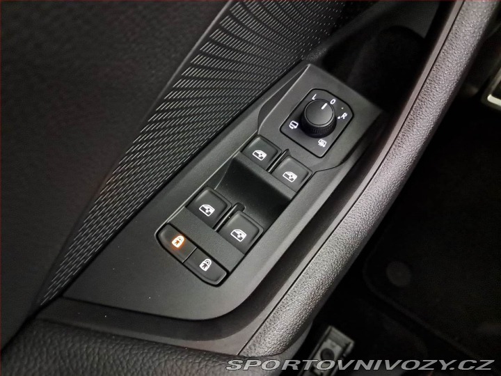 Škoda Octavia RS RS 2.0 TSI, RS, KAMERA 2025