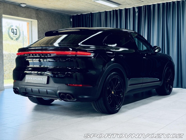 Porsche Cayenne S LIGHTWEIGHT CARBON HUD 2024
