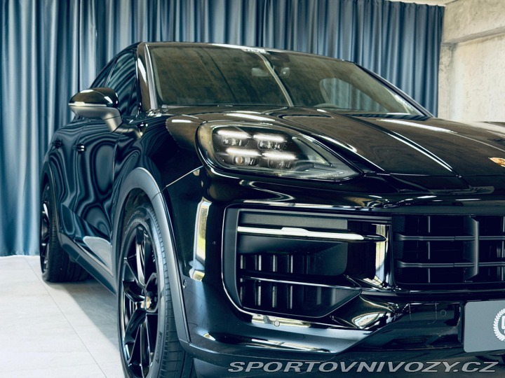 Porsche Cayenne S LIGHTWEIGHT CARBON HUD 2024