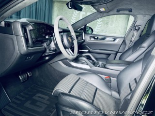 Porsche Cayenne S LIGHTWEIGHT CARBON HUD 2024