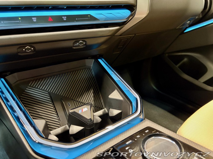 BMW X3 M50 INDIVIDUAL Ventilace 2025